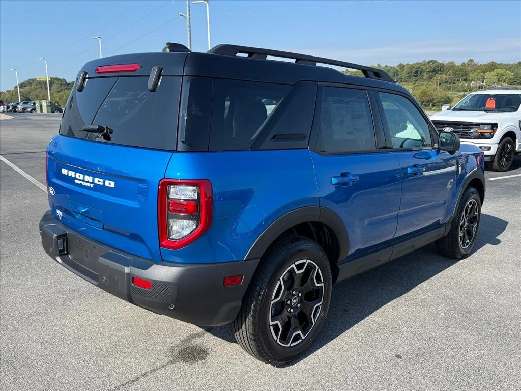 New 2026 Velocity Blue Metallic Ford Outer Banks® image 4