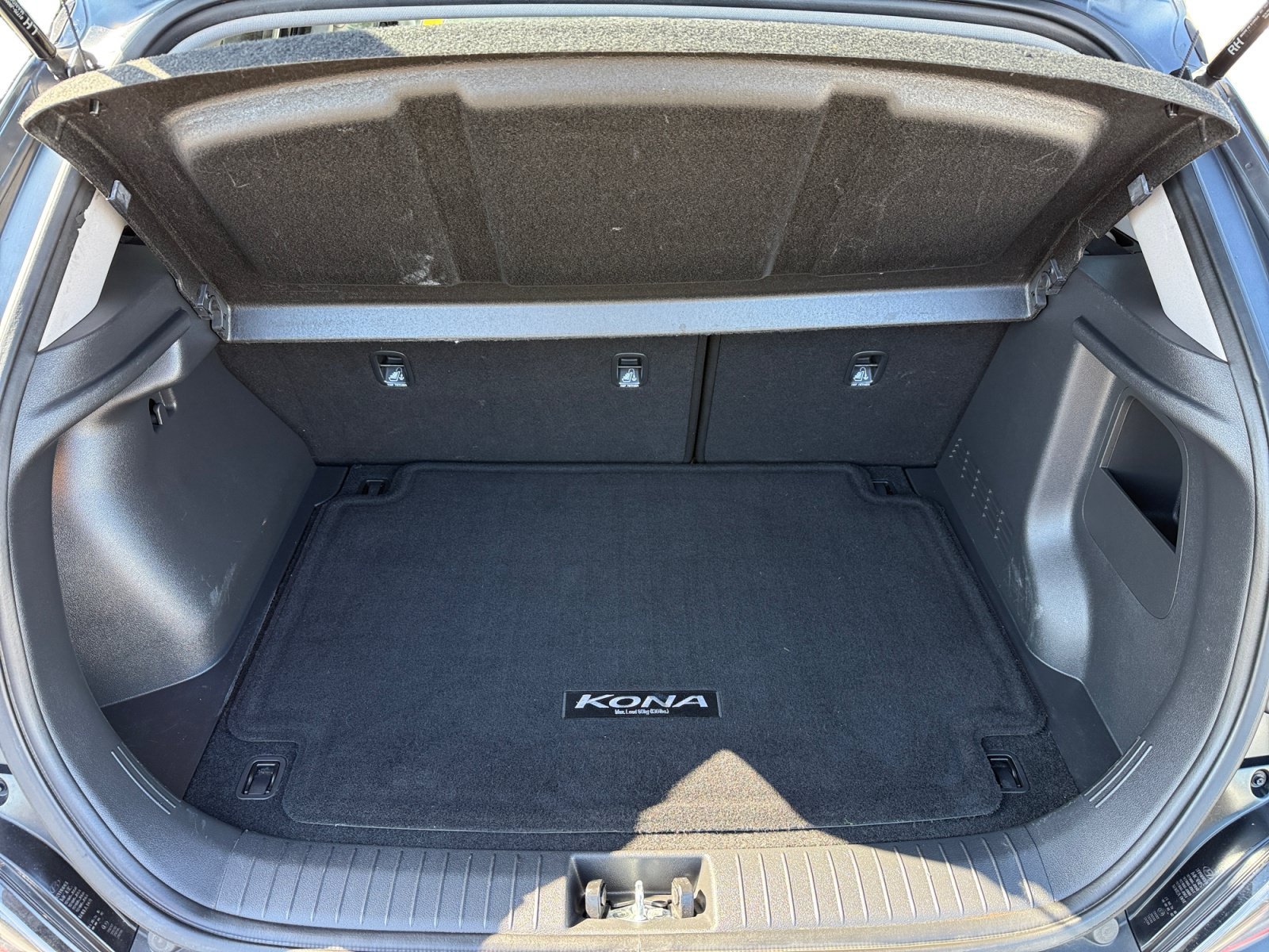 Used 2022 Thunder Gray Hyundai SEL image 17
