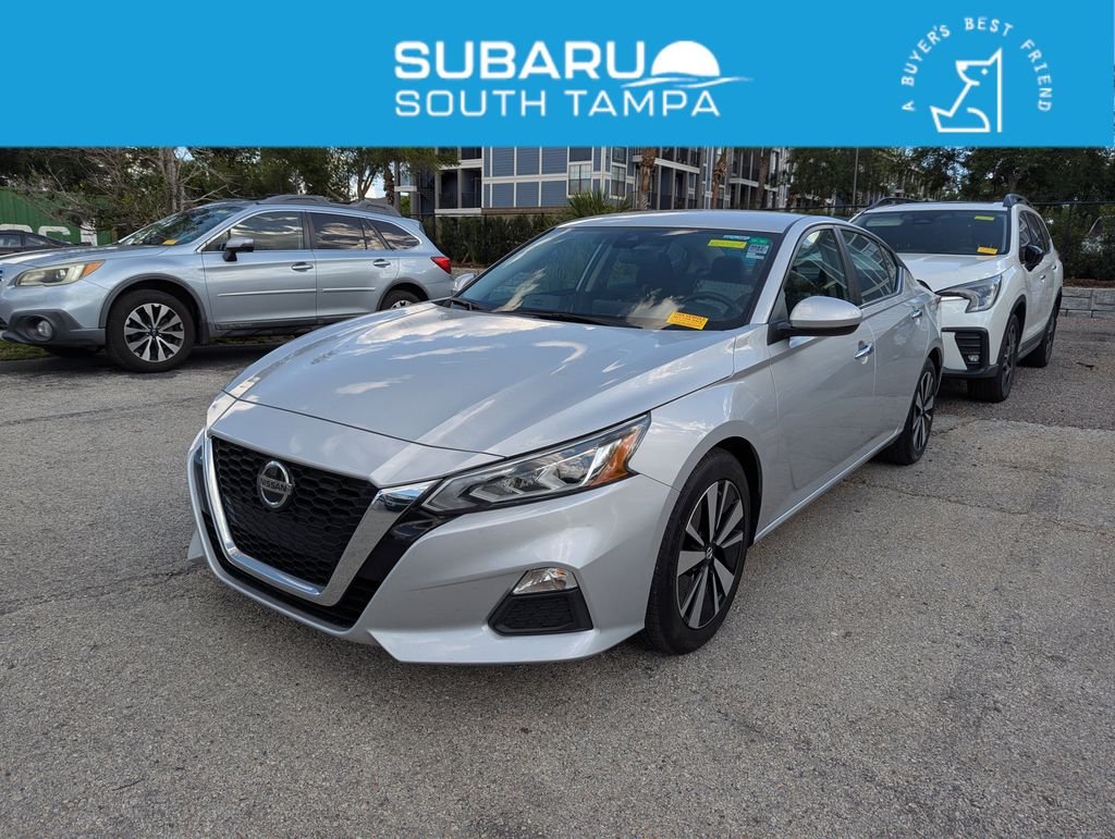 2022 Nissan Altima SV