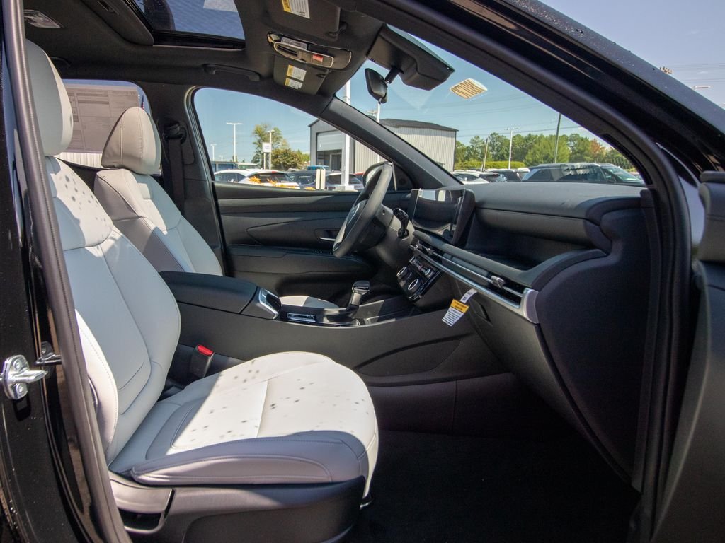 New 2027 Black Hyundai SEL image 18