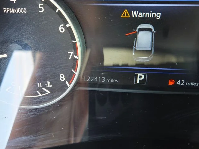 Used 2020 Black Nissan S image 24