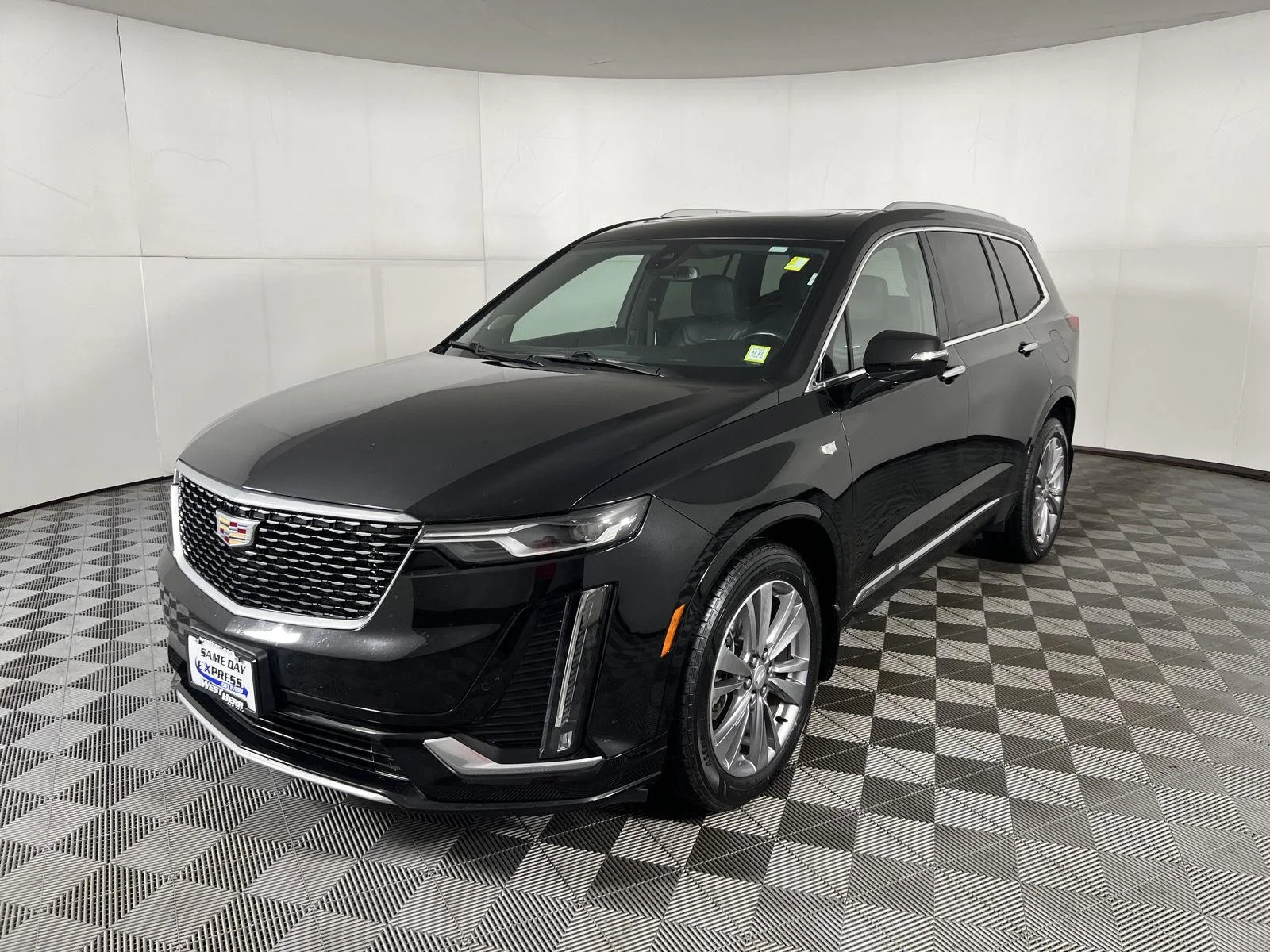 Used 2023 Stellar Black Metallic Cadillac Premium Luxury image 9