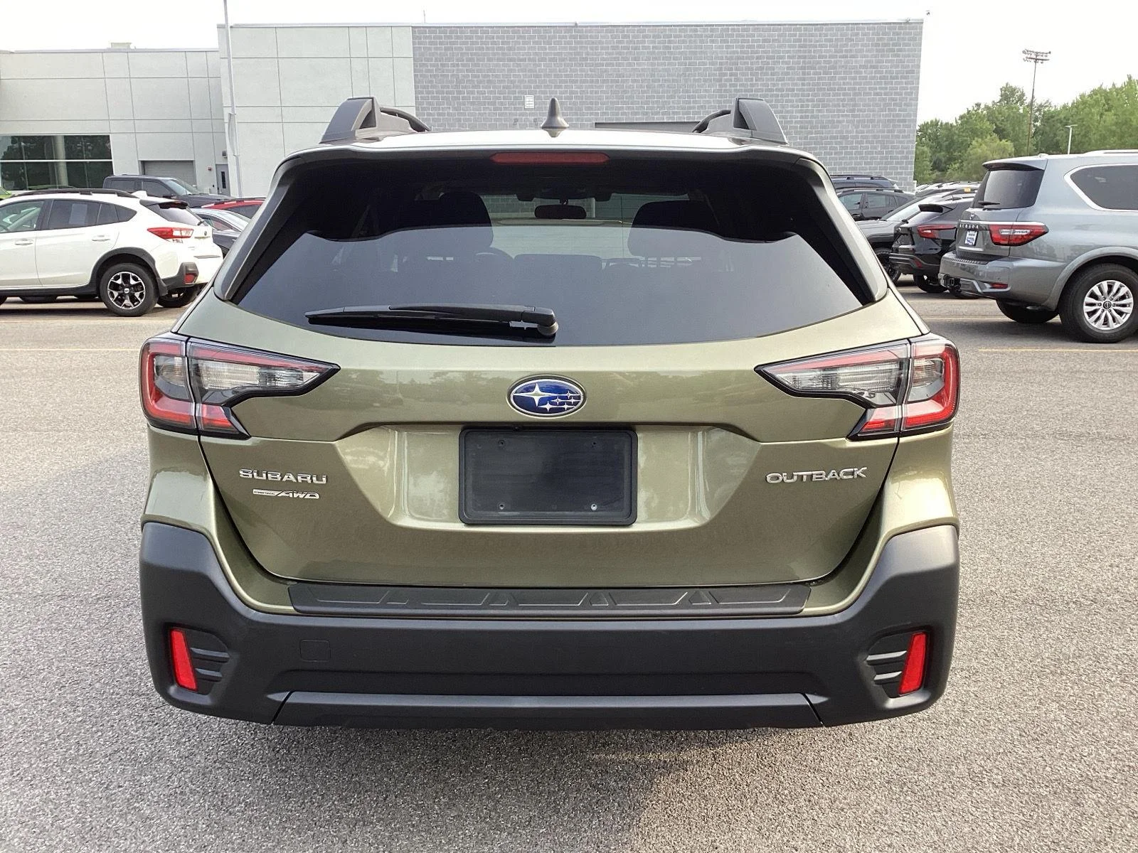 Used 2022 Autumn Green Metallic Subaru Premium image 6