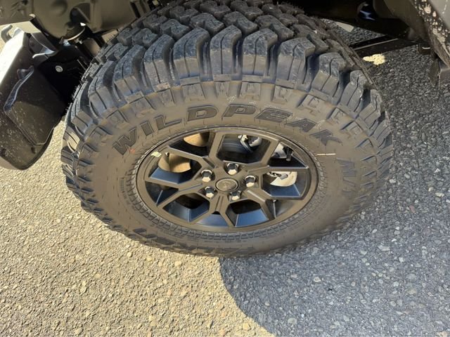 New 2026 Bright White Clear-Coat Exterior Paint Jeep Willys image 10