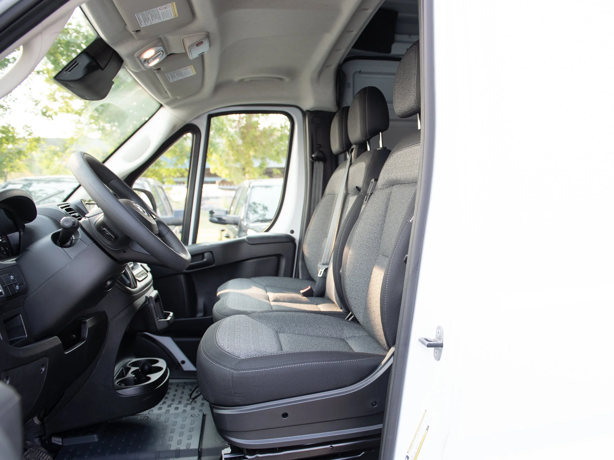 New 2026 White RAM Tradesman 2500* High Roof image 17