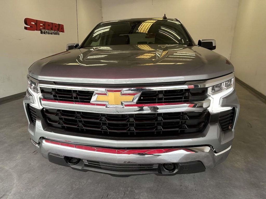 Used 2026 Gray Chevrolet LT image 8