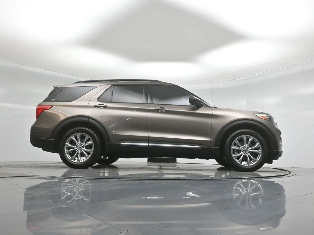 Used 2021 Gray Ford XLT image 46