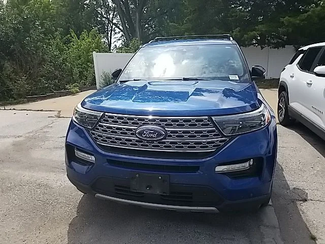 Used 2020 Blue Ford Limited image 9