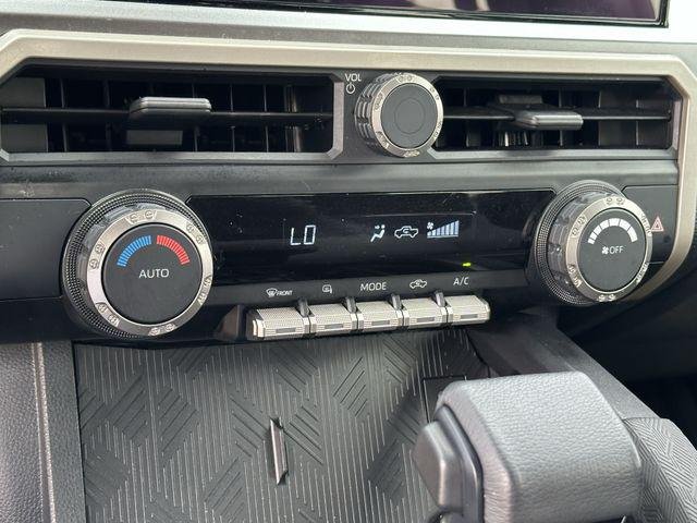 Certified Used 2025 BLACK Toyota  image 18