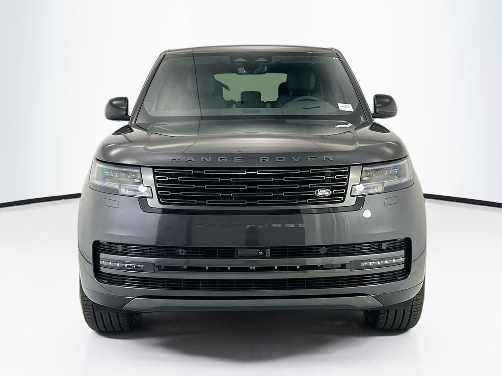 New 2026 Carpathian Grey Land Rover SE image 2