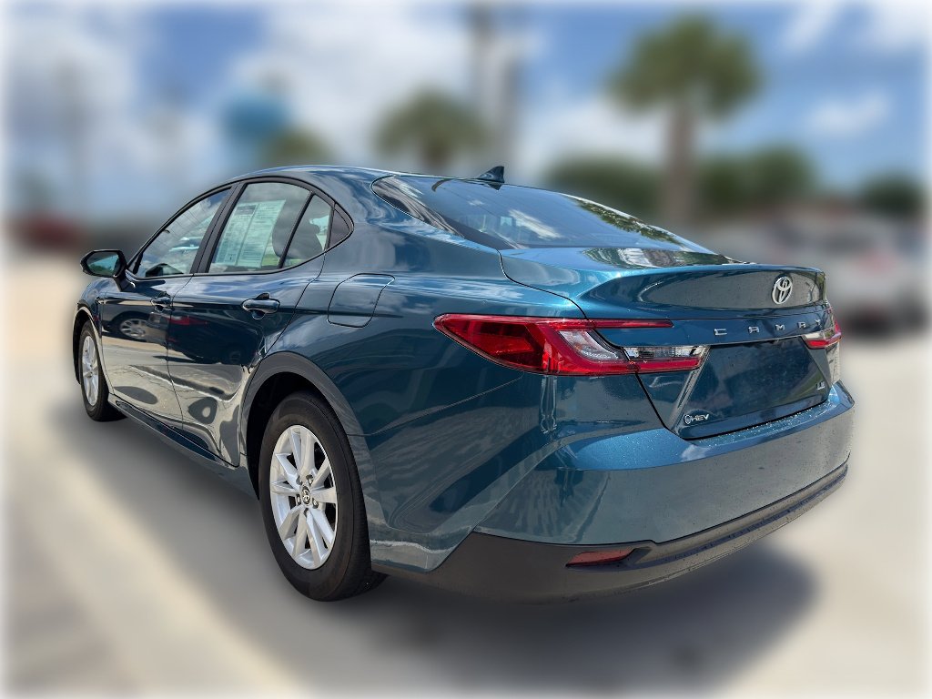 Used 2025 Ocean Gem Toyota LE image 6
