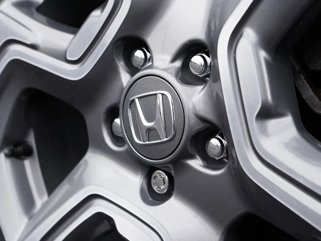Used 2017 Dark Olive Metallic Honda EX-L image 16