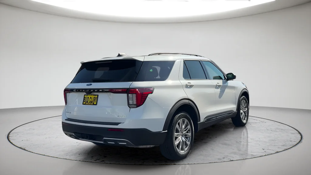 New 2026 White Ford Active image 4