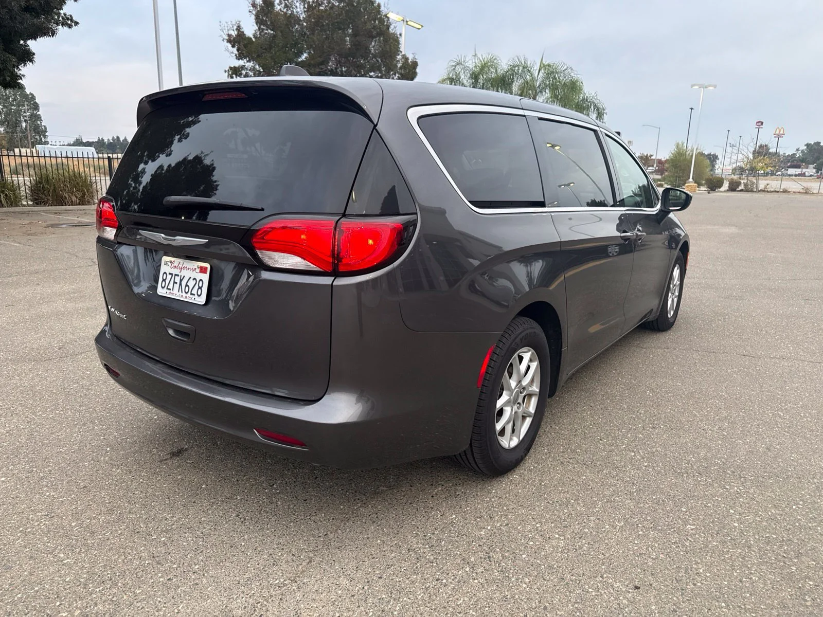 Used 2021 Gray Chrysler LX image 7