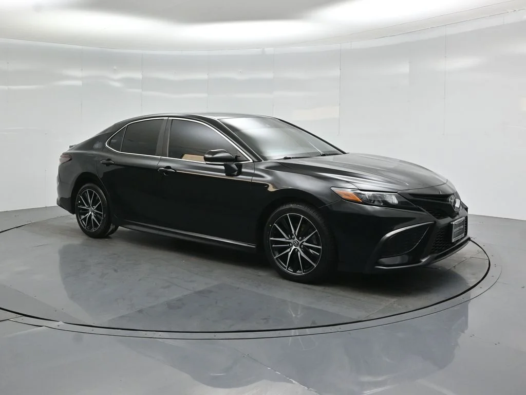 Used 2022 Black Toyota SE image 22