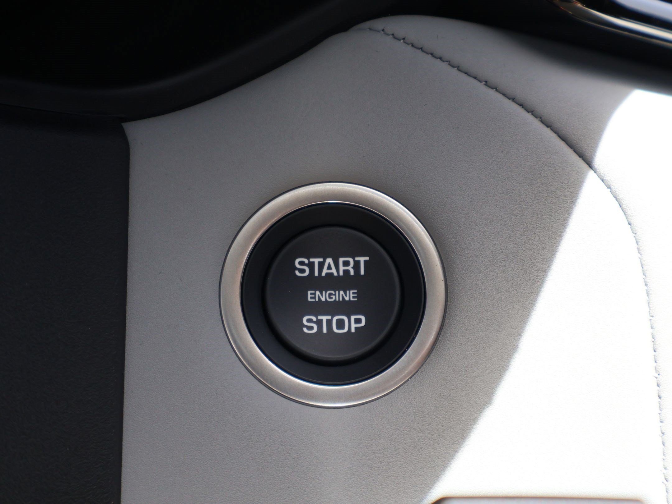 New 2026 Zadar Grey LAND ROVER Belgravia Edition image 18
