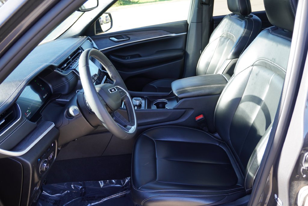 Used 2024 Gray Jeep 4xe image 16