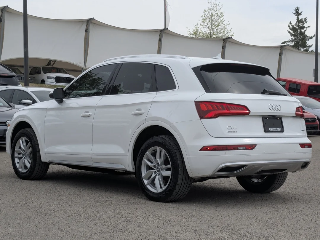 Certified Used 2020 White Audi Komfort - - AWD - Leather - LOW KMS & More! image 6
