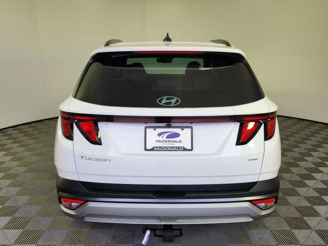 New 2026 White Hyundai SEL AWD image 4