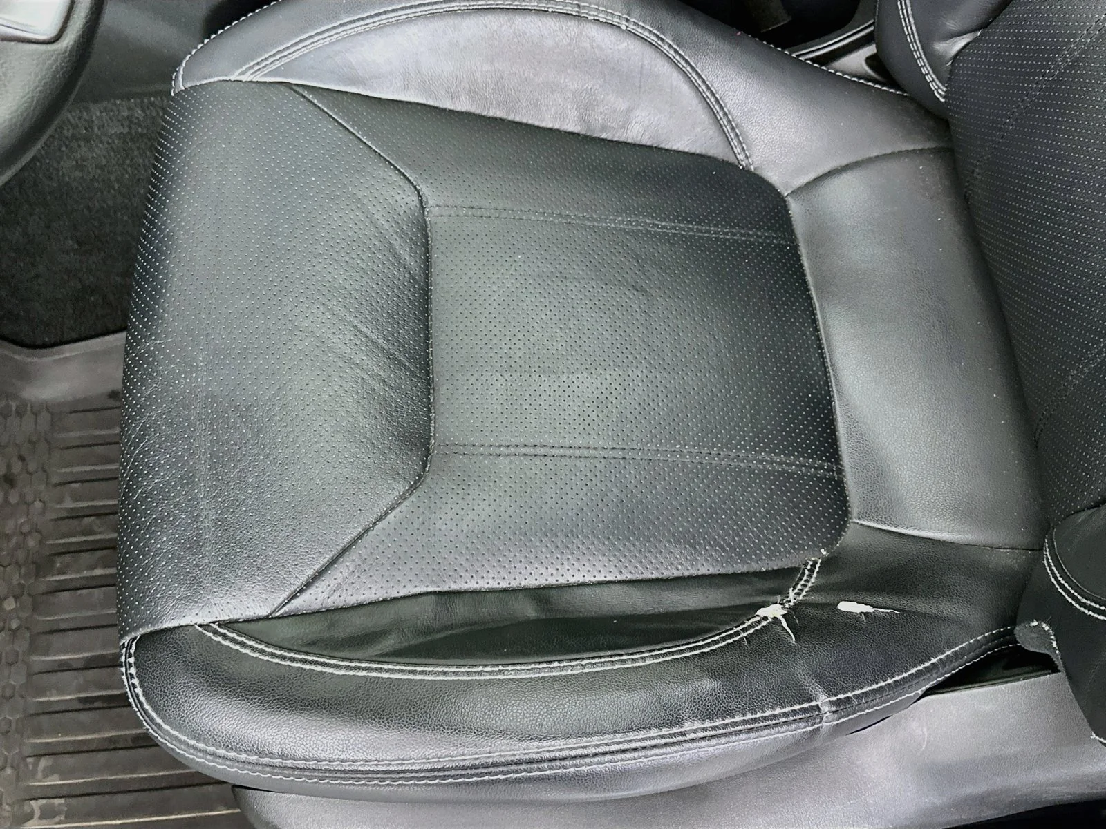 Used 2021 Crystal White Pearl Subaru Touring image 20