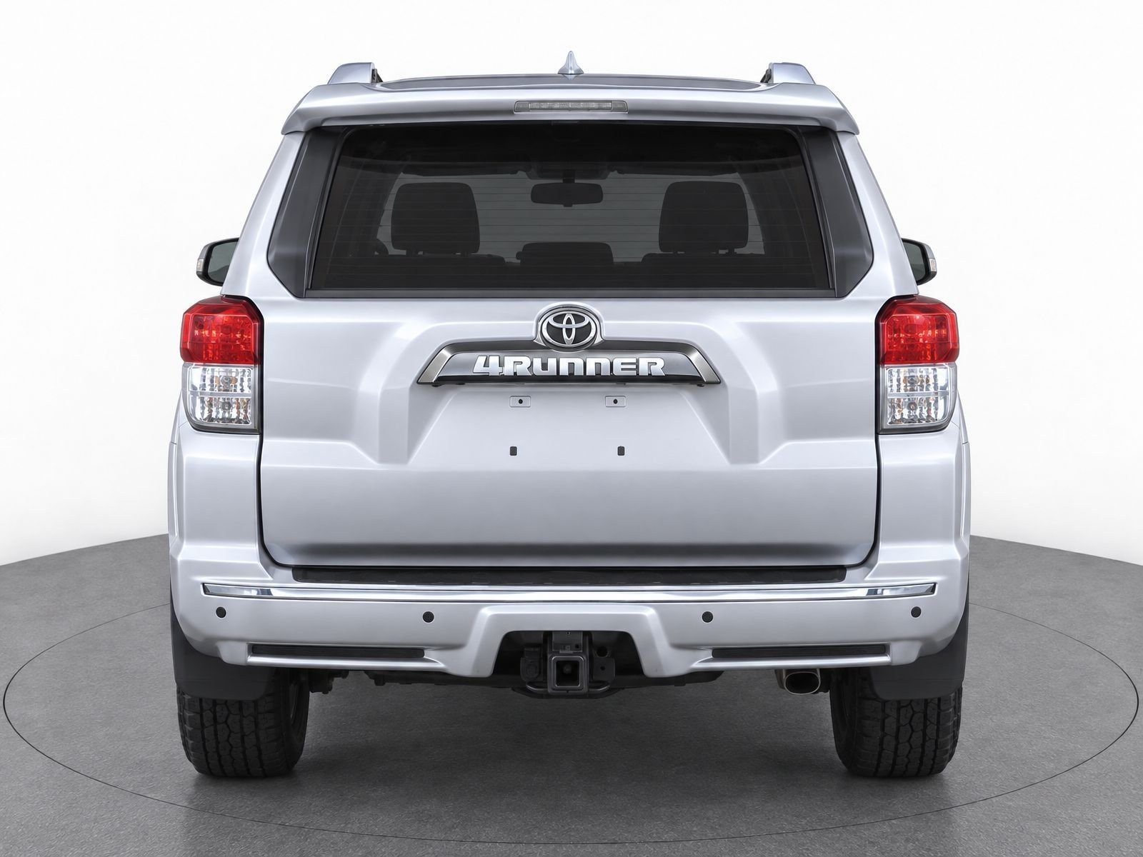 Used 2013 Classic Silver Metallic Toyota SR5 image 6