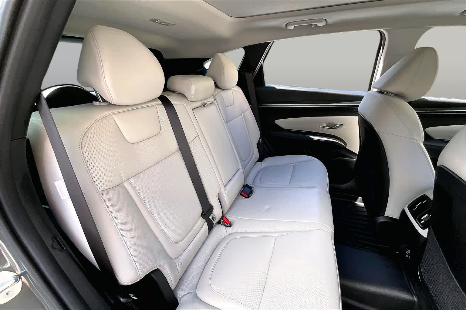 Used 2024 Amazon Gray Hyundai Limited image 21