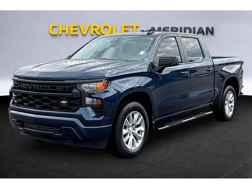 Used 2022 Northsky Blue Metallic Chevrolet Custom image 9