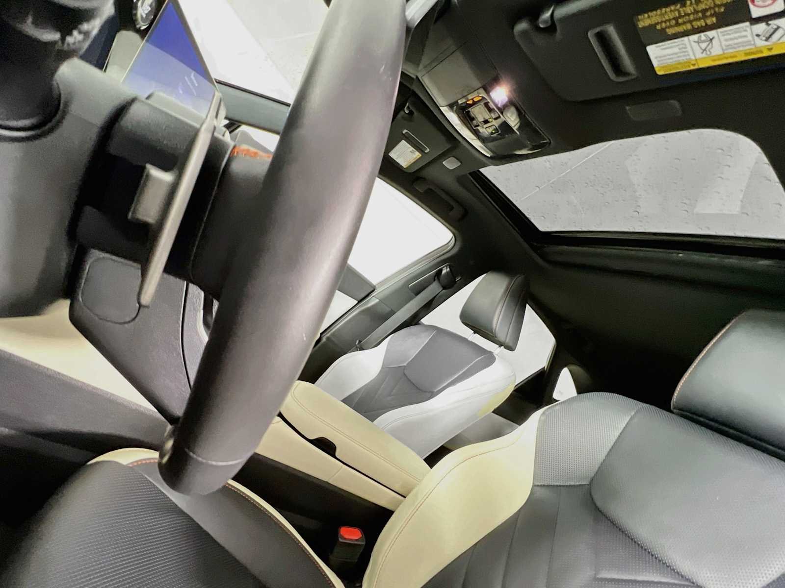Used 2024 Atomic Silver Lexus Luxury image 23