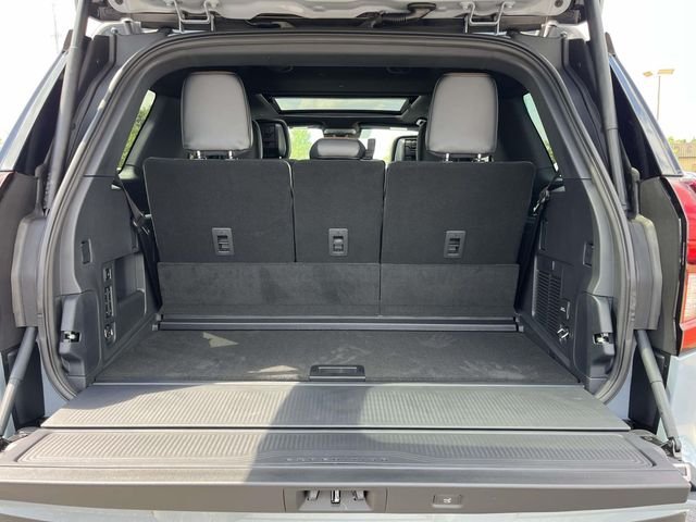 New 2026 Glacier Gray Metallic Tri-Coat Ford Tremor image 8