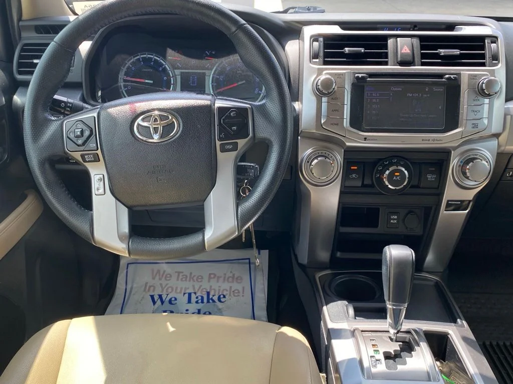 Used 2017 White Toyota SR5 Premium image 9