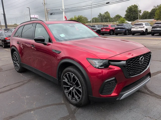 2025 Mazda CX-70 PHEV Premium Package