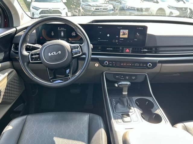 Used 2025 Red Kia LXS image 16