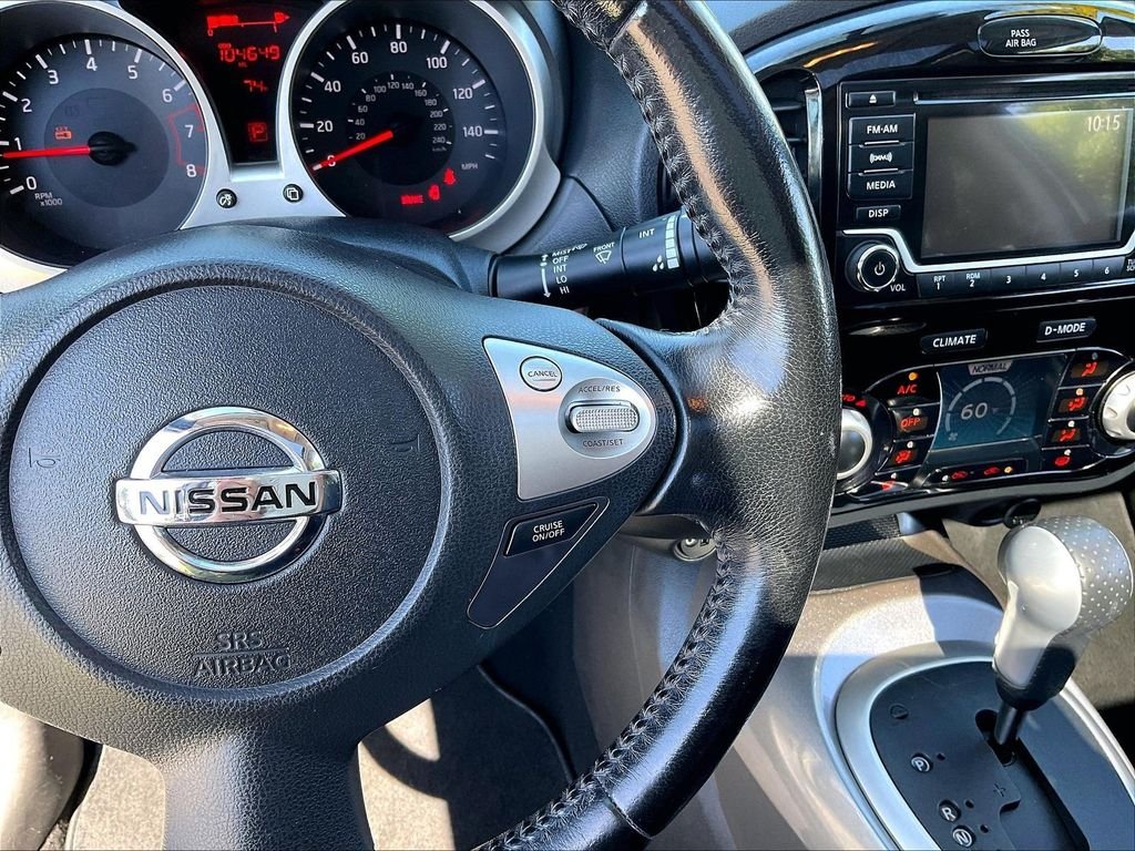 Used 2016 White Nissan SV image 24