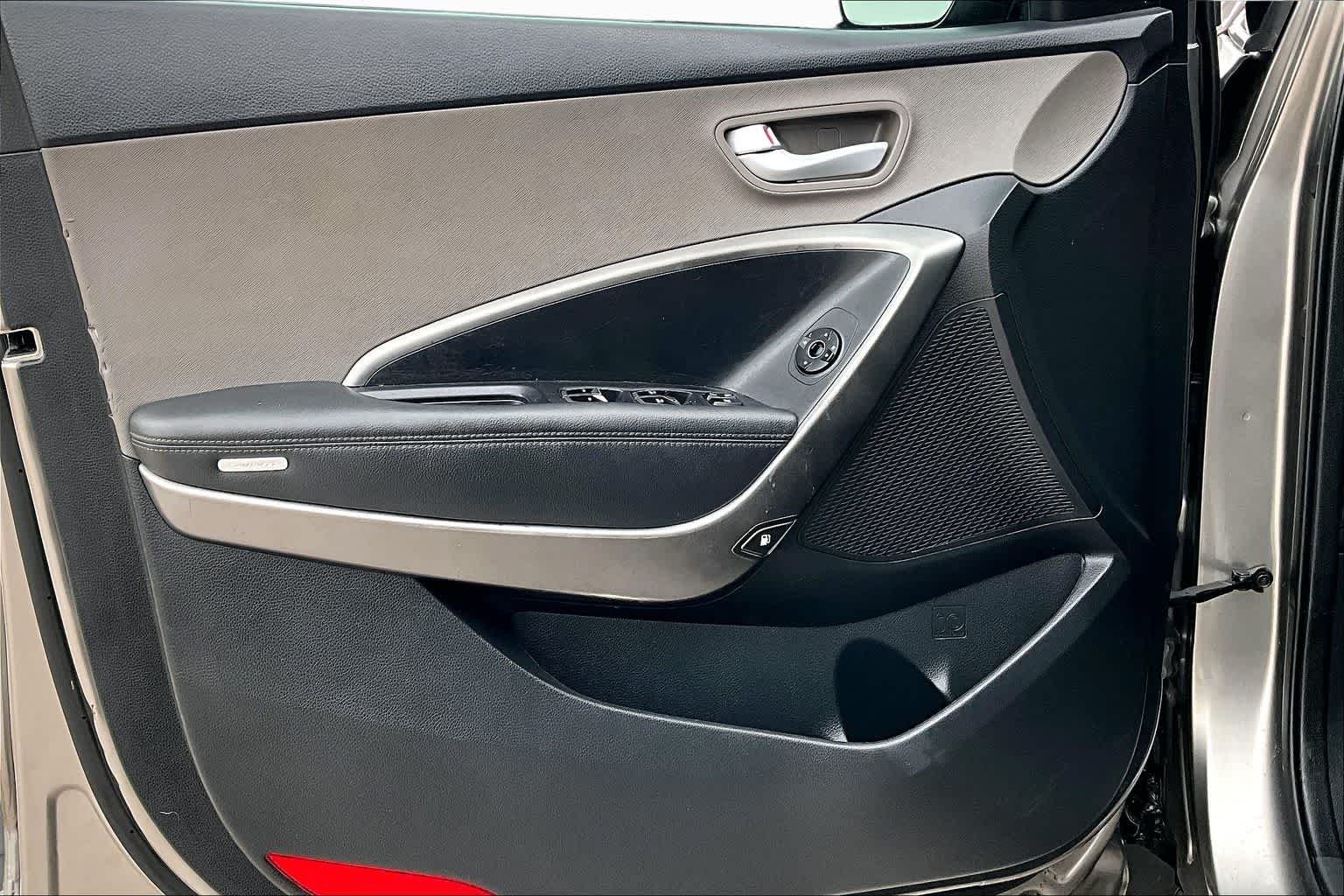 Used 2017 Mineral Gray Hyundai 2.4L image 21
