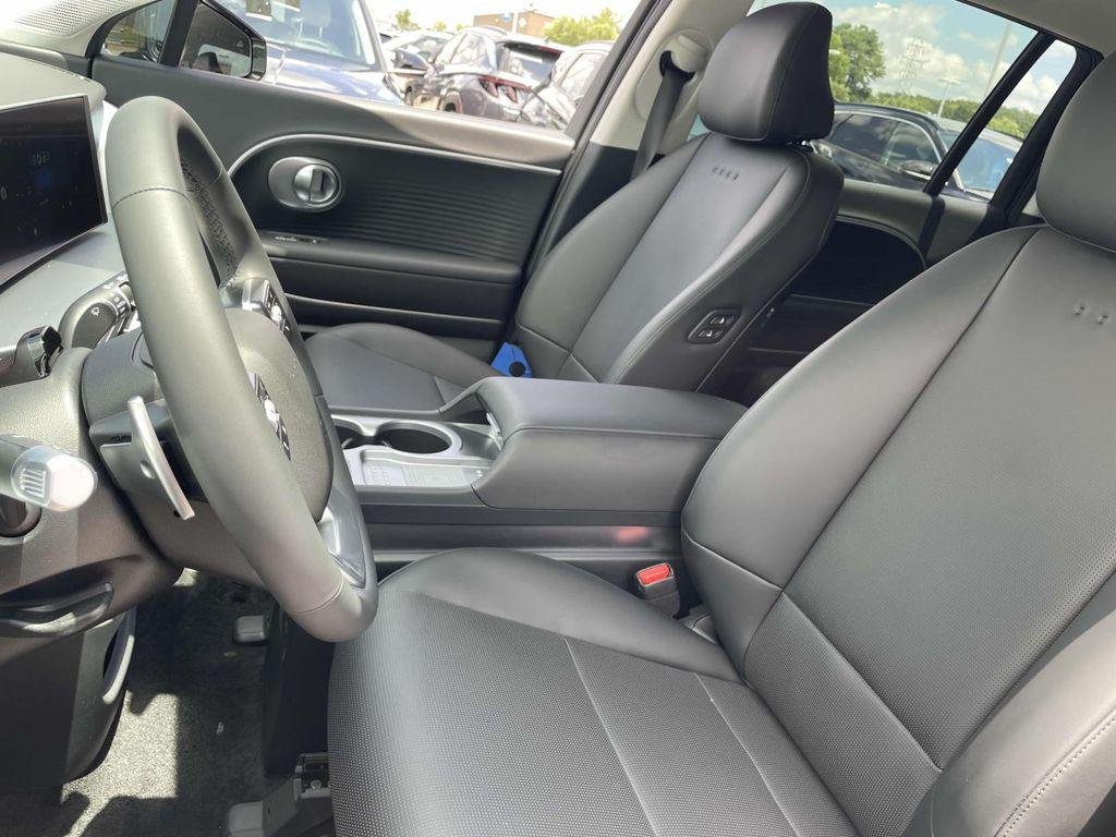 2026 Hyundai IONIQ 9 SEL - Photo 13