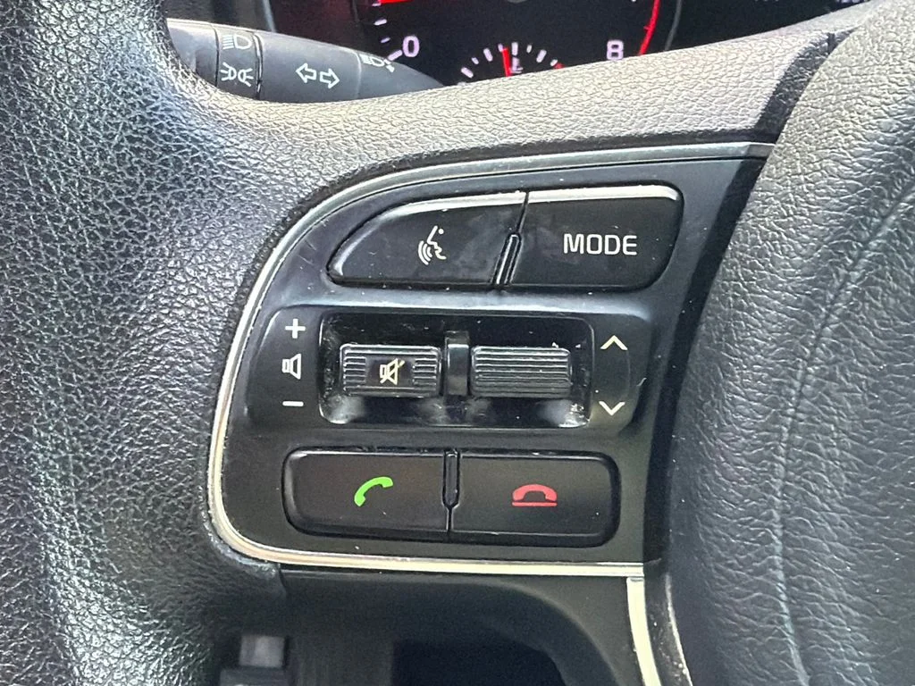 Used 2018 Red Kia LX image 24