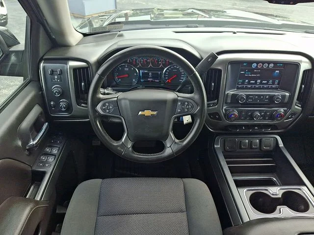 Used 2018 Black Chevrolet LT image 11