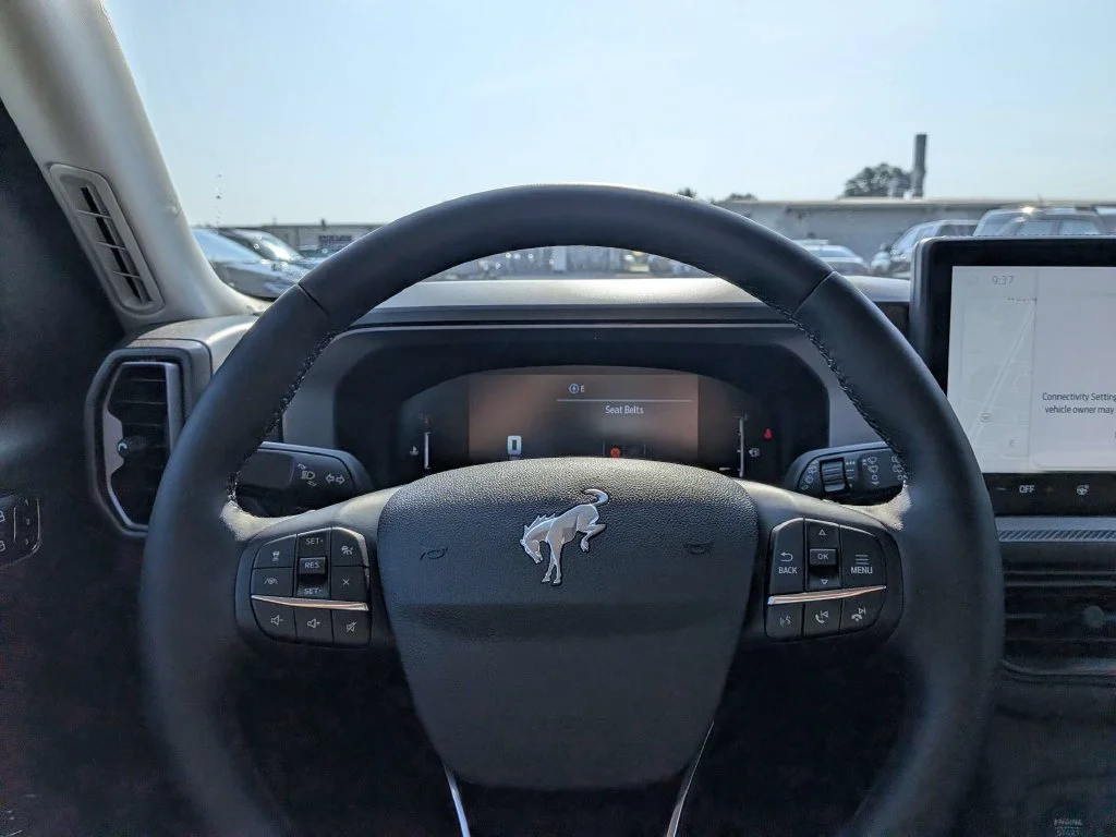 New 2026 Velocity Blue Metallic Ford Outer Banks® image 20