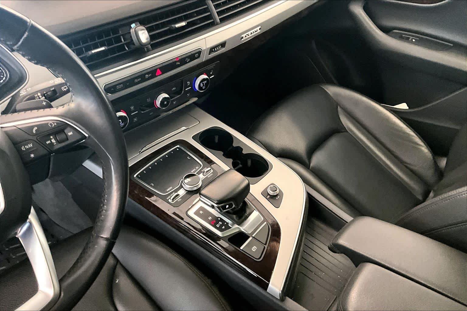 Used 2019 Samurai Gray Metallic Audi Premium image 15