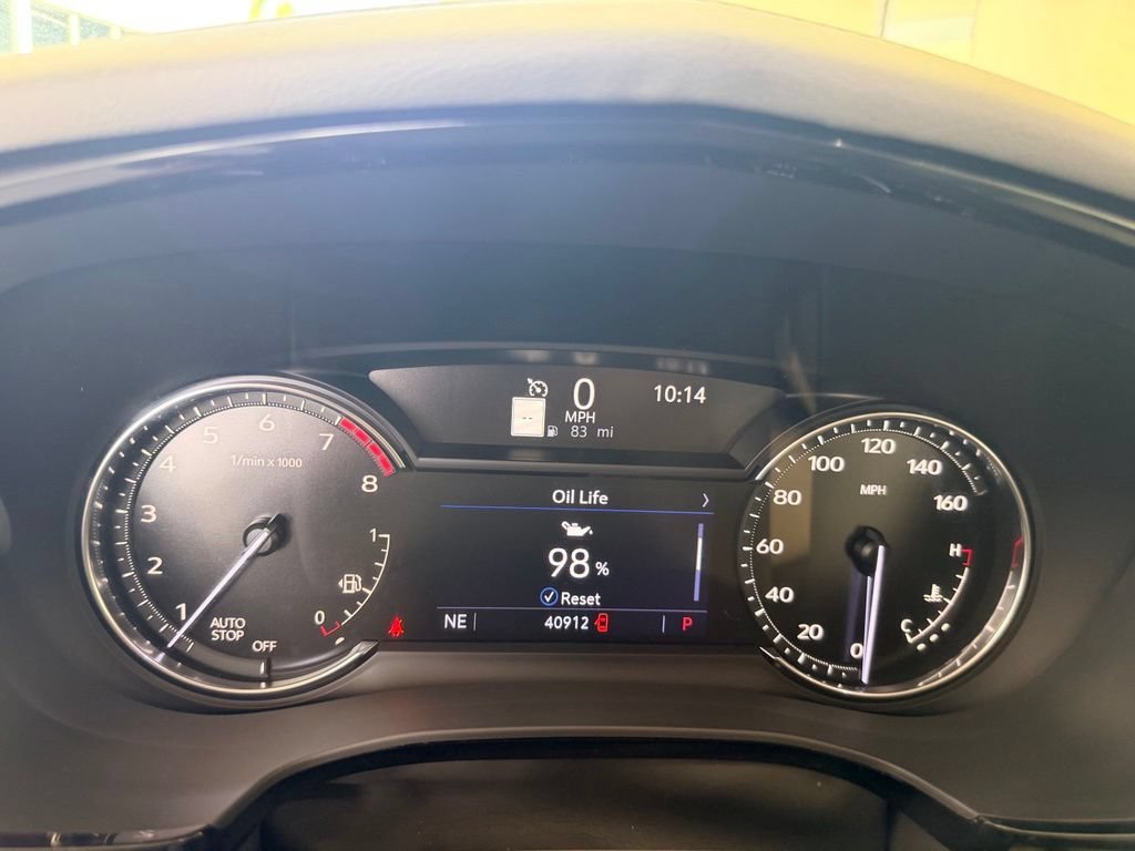 Used 2021 STELLAR BLACK METALLIC Cadillac FWD Premium Luxury image 39