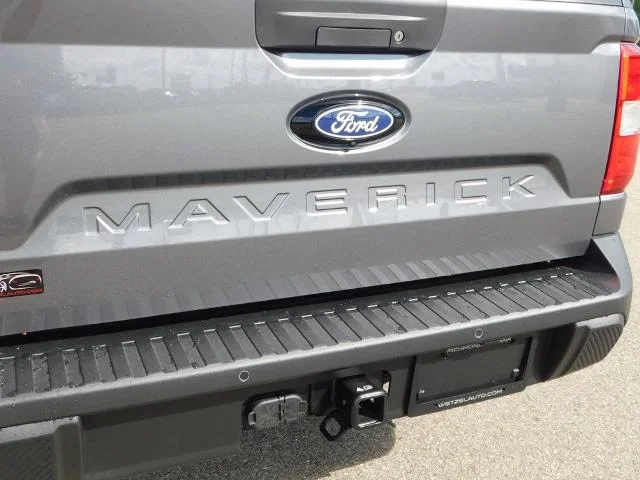 New 2026 Carbonized Gray Metallic Ford XLT image 73