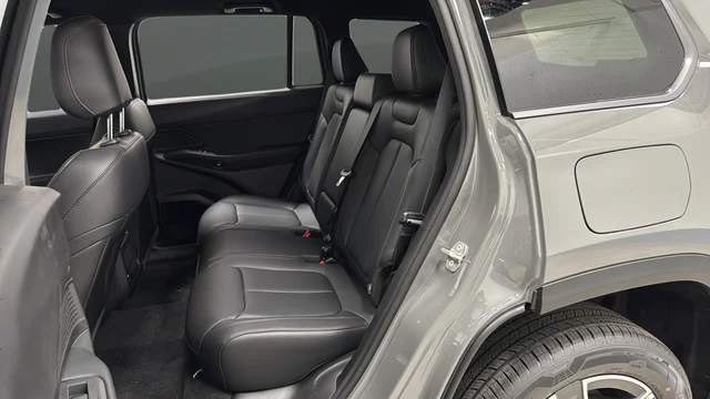 New 2026 Sting-Gray Clearcoat Jeep Limited image 22