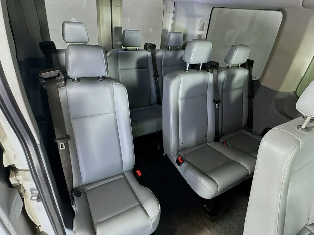 Used 2018 White Ford XL image 30