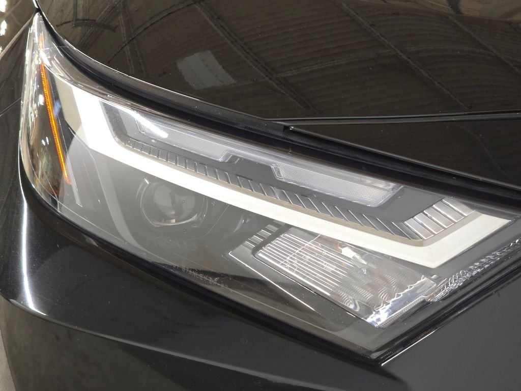 Used 2023 Black Toyota XLE Premium image 14