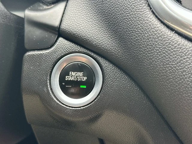 Used 2020 Gray Chevrolet LT image 29