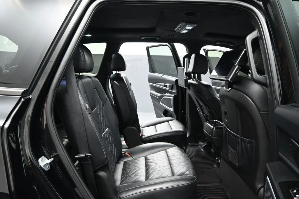 Used 2023 Black Kia SX-Prestige X-Line image 21