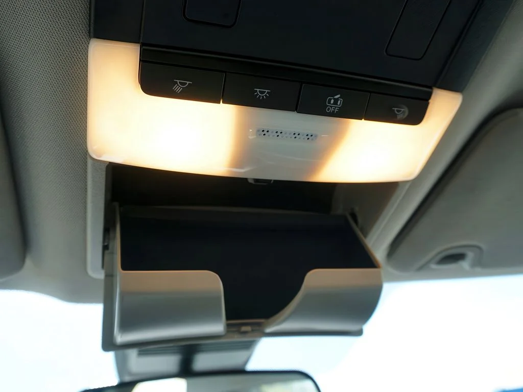 2025 Nissan Altima SV - Photo 31