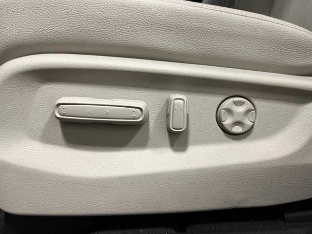 New 2027 Platinum White Pearl Honda EX-L image 14