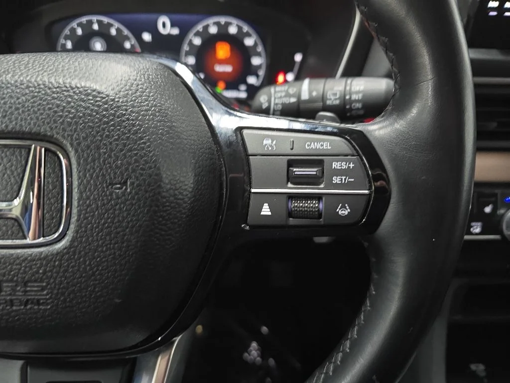 Used 2024 Black Honda Elite image 22