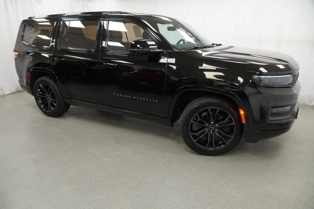 Used 2023 Black Jeep Series II image 13
